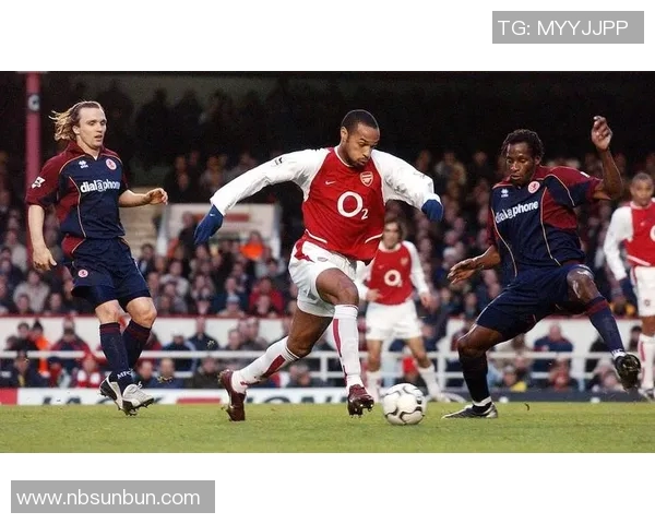 世界四大足球巨星燃剪辑全景回顾 足坛传奇之路的辉煌瞬间 世界四大足球巨星燃剪辑全景回顾 足坛传奇之路的辉煌瞬间